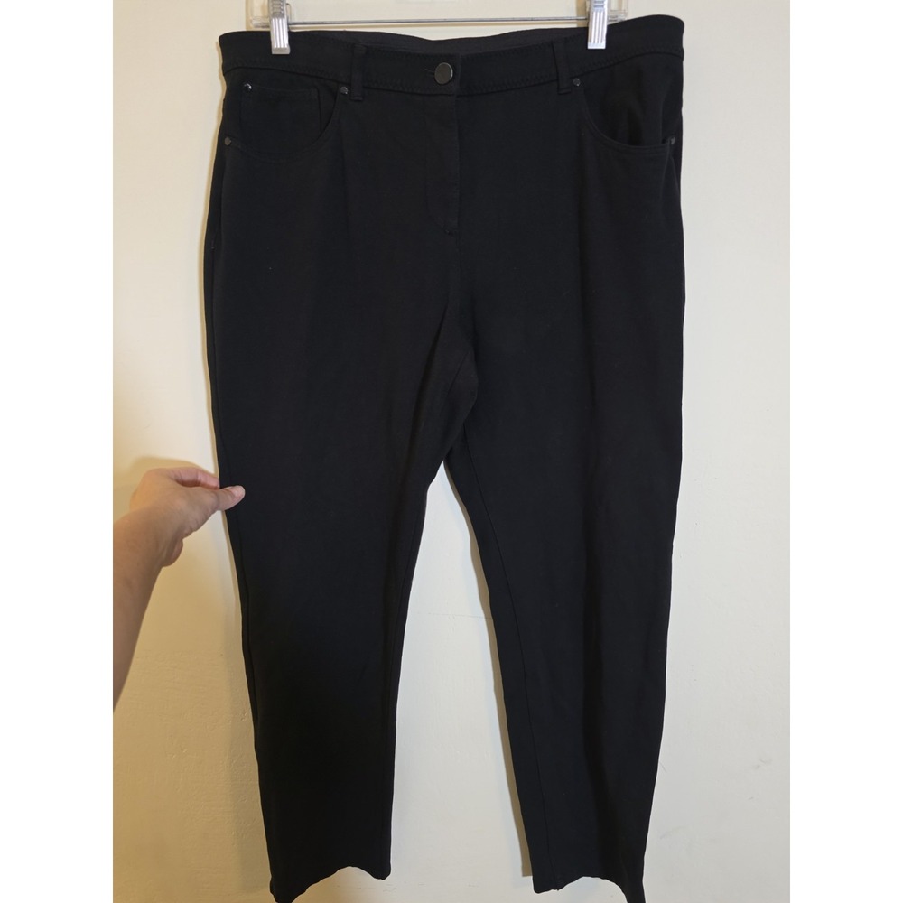 Chico's So Slimming Size 2(12/Large) Short Black Ponte Knit Stretch Slim Pants